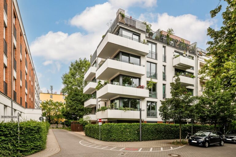 Floragärten – Moderne 2-Zi.-Wohnung Mit Westbalkon In Bester Pankower Wohnlage 1 Außenansicht