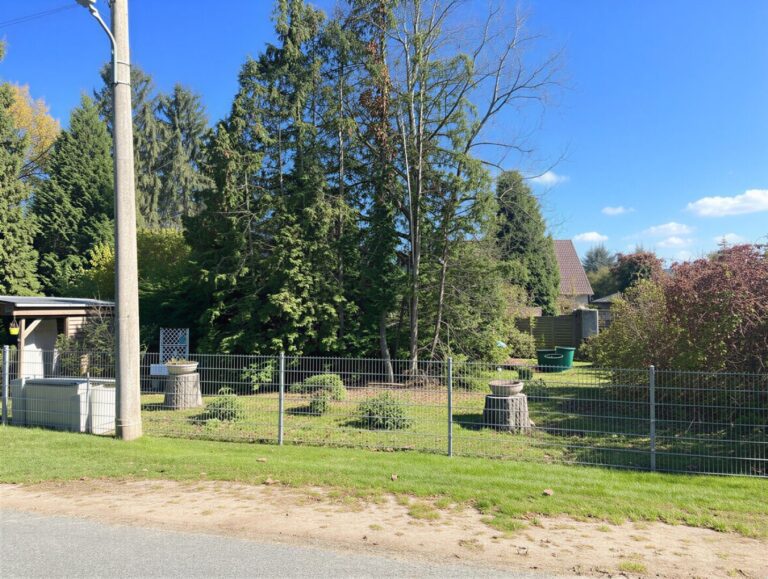 Wohnen In Karow | Sonniges Baugrundstück Mit Ca. 664 M² In Schöner Wohnlage 1 Straßenfront